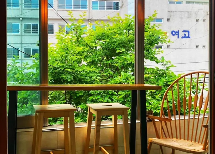 Lovely Petit Comfy And Cozy Typical Korean Style * Seoul